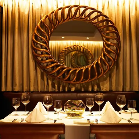 The Shelbourne, Autograph Collection Hotel 5*