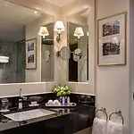 The Shelbourne, Autograph Collection