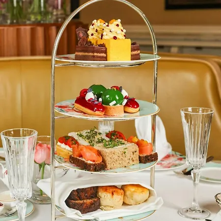 Отель The Shelbourne, Autograph Collection Дублин