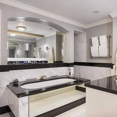 The Shelbourne, Autograph Collection Hotel 5*