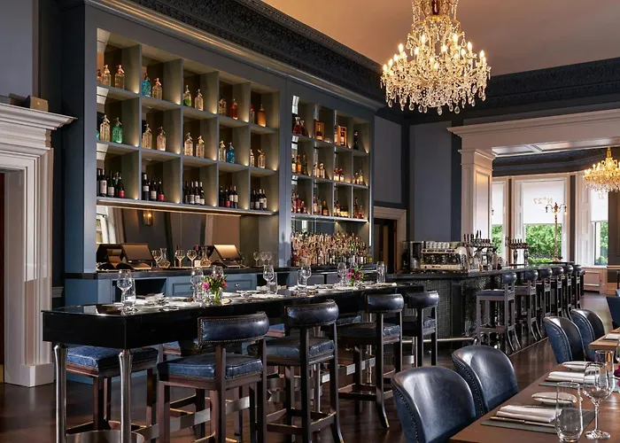 Отель The Shelbourne, Autograph Collection